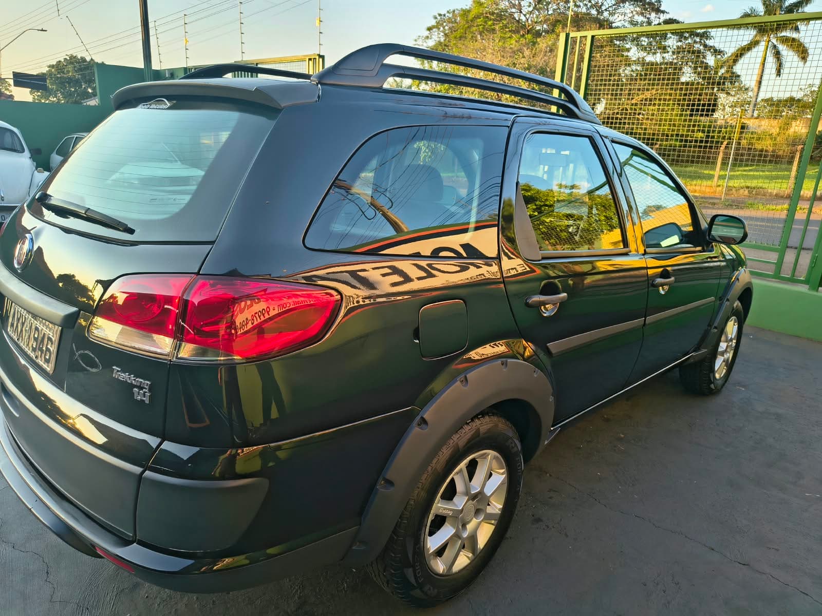 Fiat Palio Weekend Trekking Preto 2