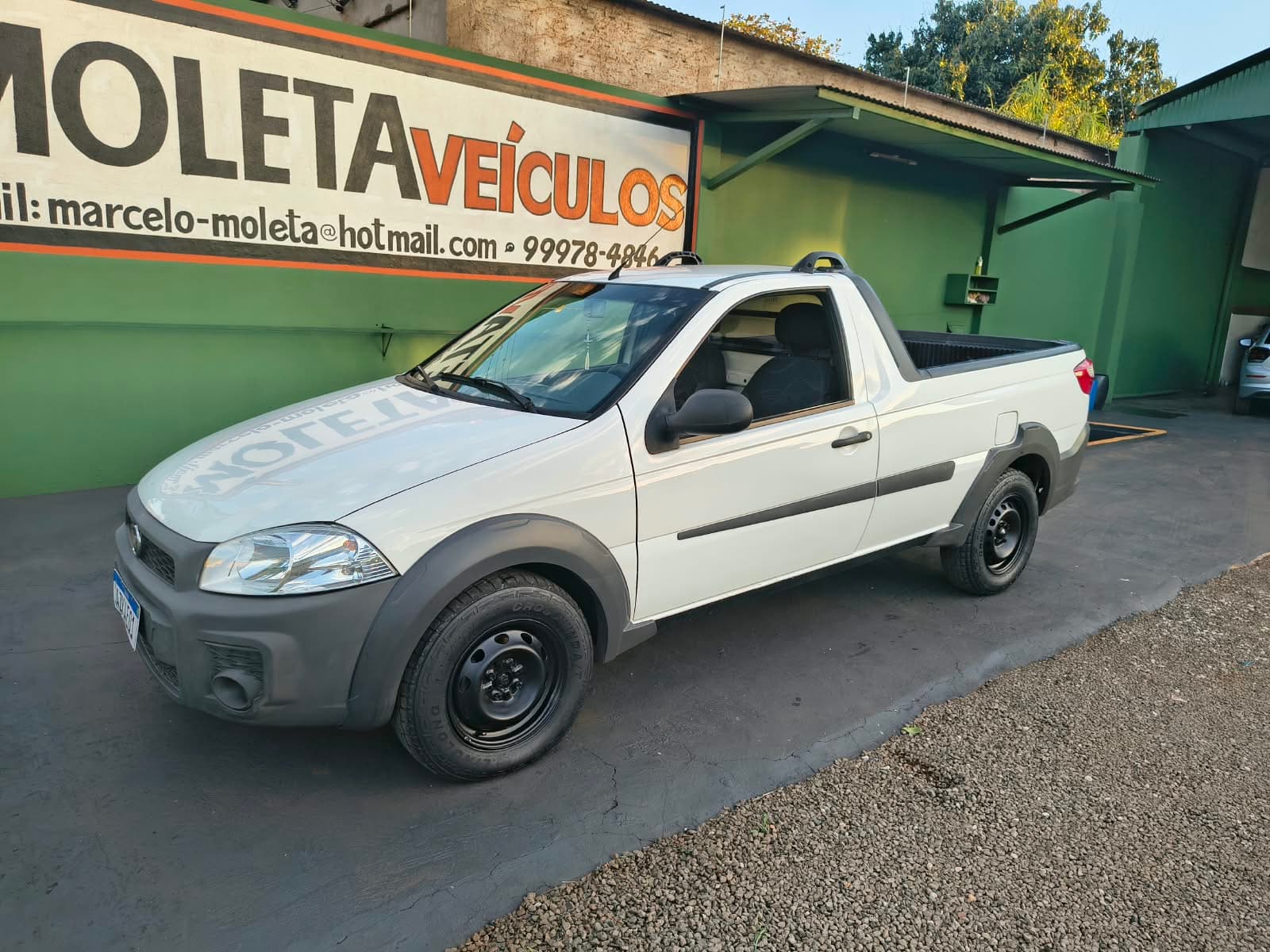 Fiat Strada Branca